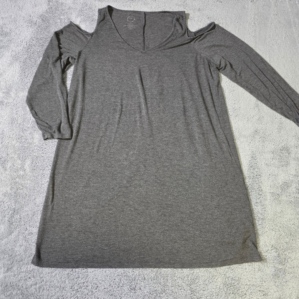 Maurices Womens XXL Tunic Top Gray Cold Shoulder Long Sleeve V-Neck 24/7 Stretch
